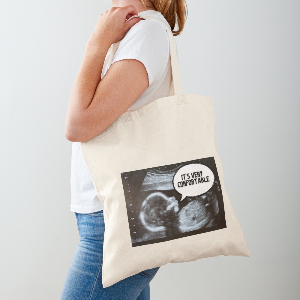 Aperçu de l'œuvre Tote bag classique créée et vendue par mrelax57700.