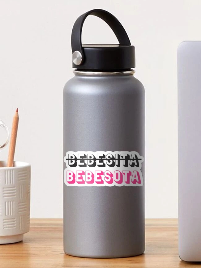 Imagen 1 de 3, Pegatina con la obra bebesota, diseñada y vendida por PRSierra.