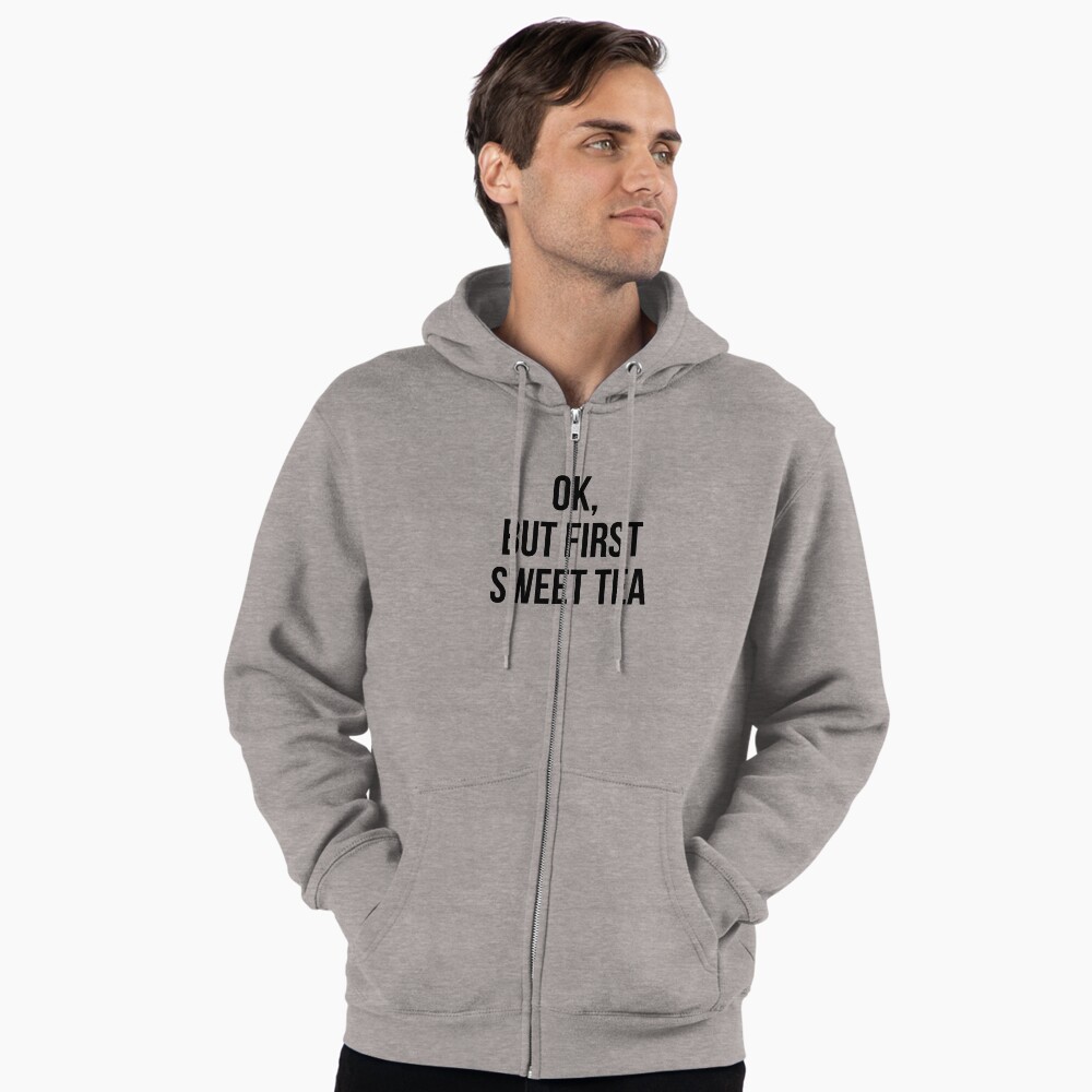 Aperçu de l'œuvre Veste zippée à capuche créée et vendue par MadEDesigns.