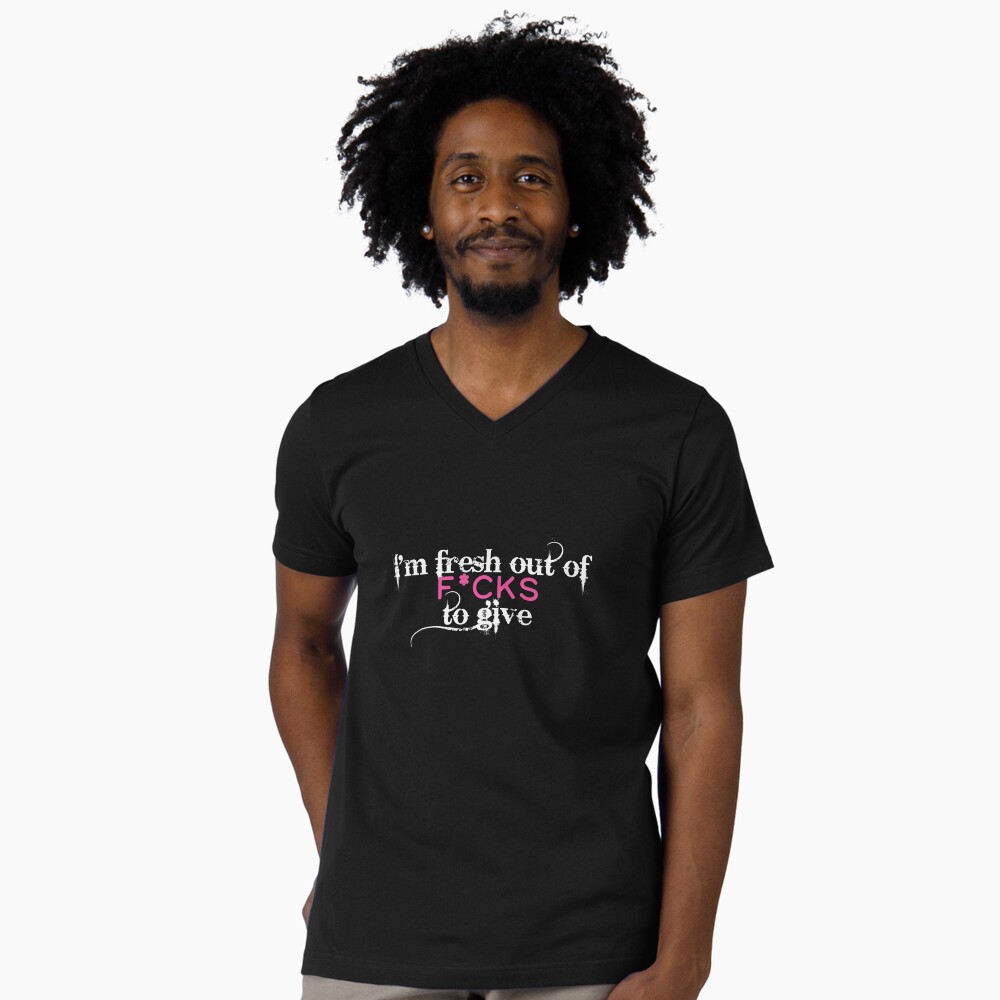 Artikel-Vorschau von T-Shirt mit V-Ausschnitt, designt und verkauft von How67.