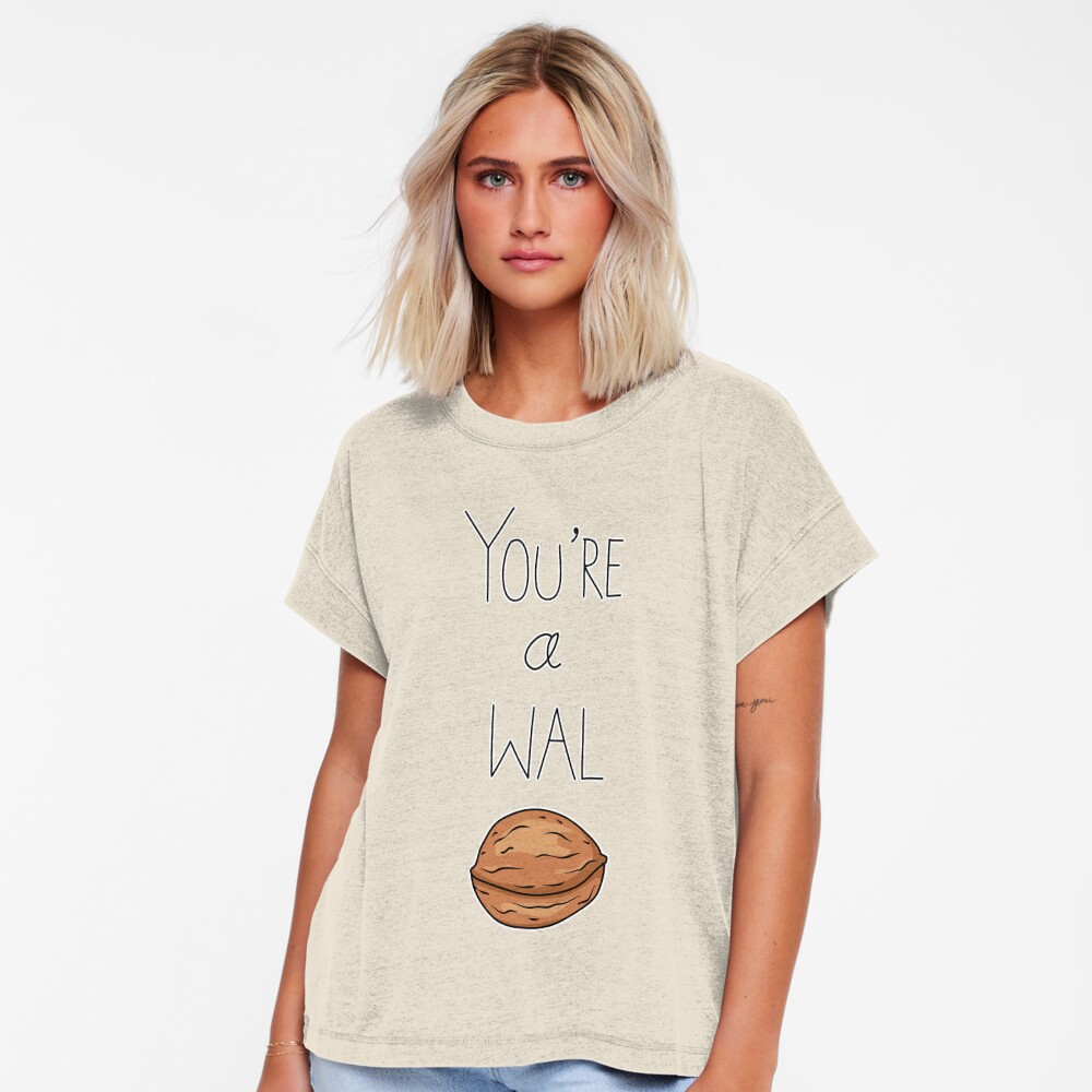 Aperçu de l'œuvre T-shirt décontracté créée et vendue par AtticCat.