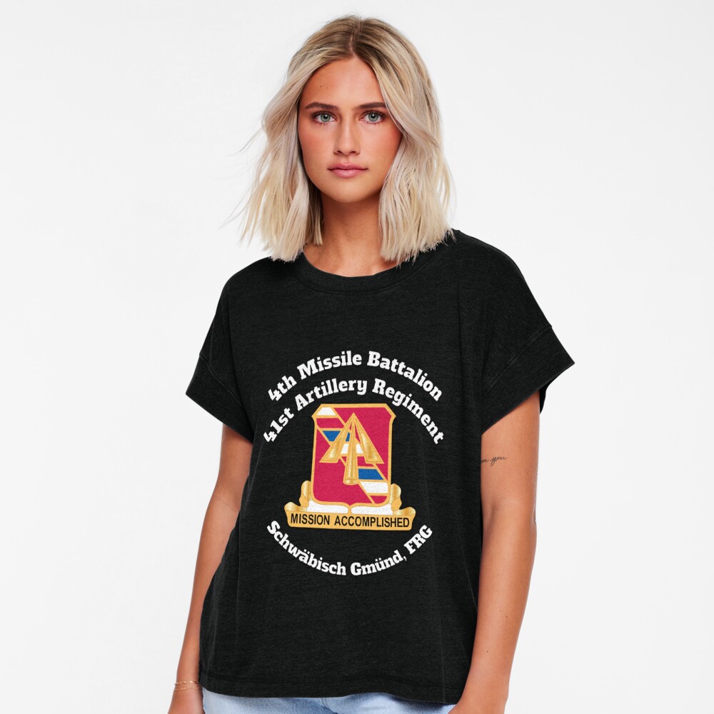 Vista previa del artículo con la obra «Camiseta relajada», diseñado y vendido por HandmadeRee.