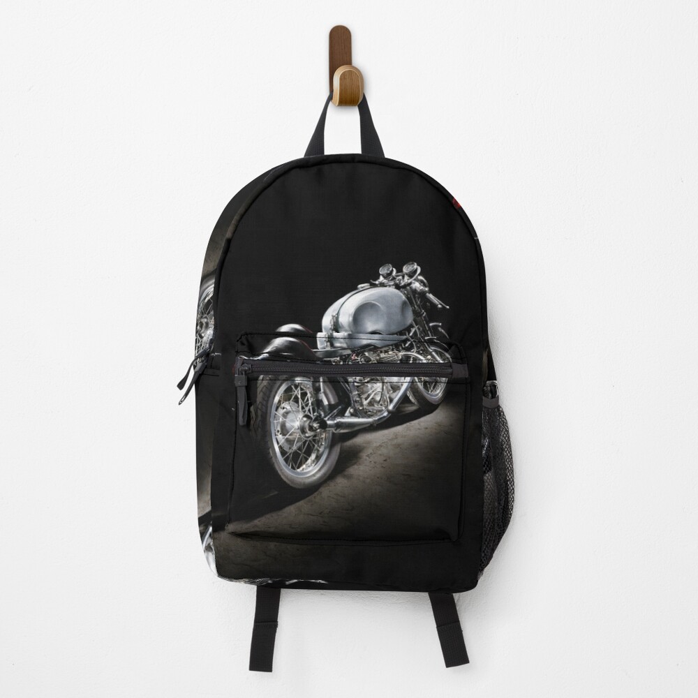 Aperçu de l'œuvre Sac à dos créée et vendue par twixt-two-wheels.
