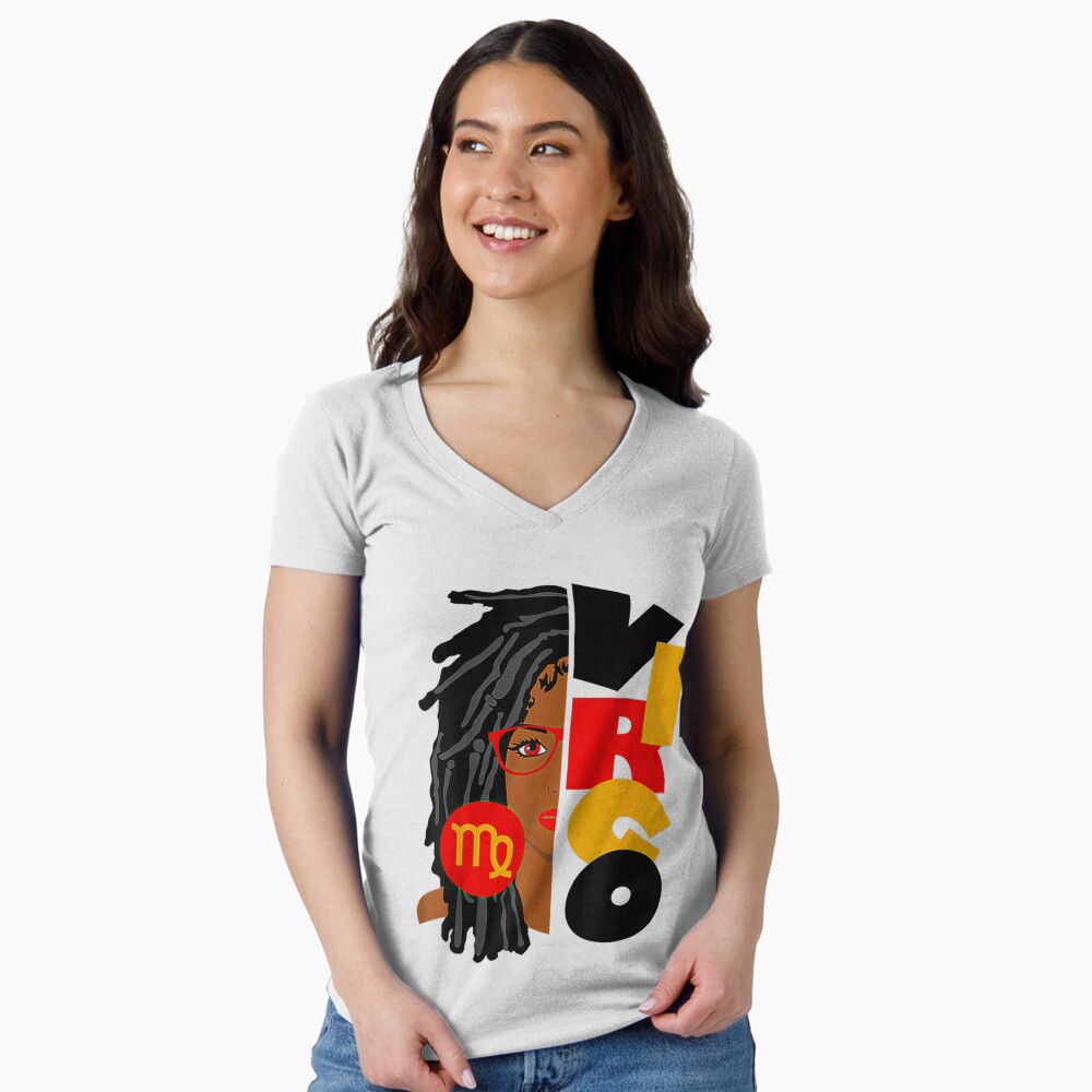 Aperçu de l'œuvre T-shirt moulant col V créée et vendue par enragedchild257.