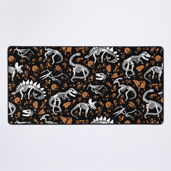 Aperçu de l'œuvre Fossiles de dinosaures excavés - Halloween créée et vendue par latheandquill.