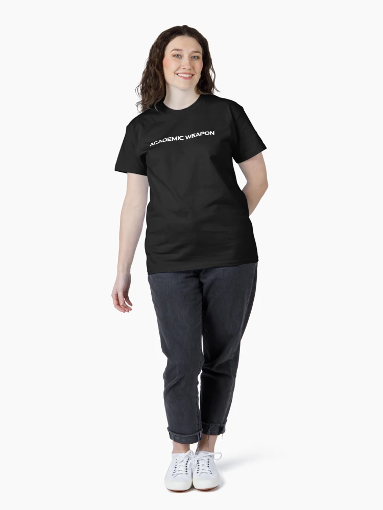 Imagen 4 de 7, Camiseta clásica con la obra Arma Académica, diseñada y vendida por Random-Merch.