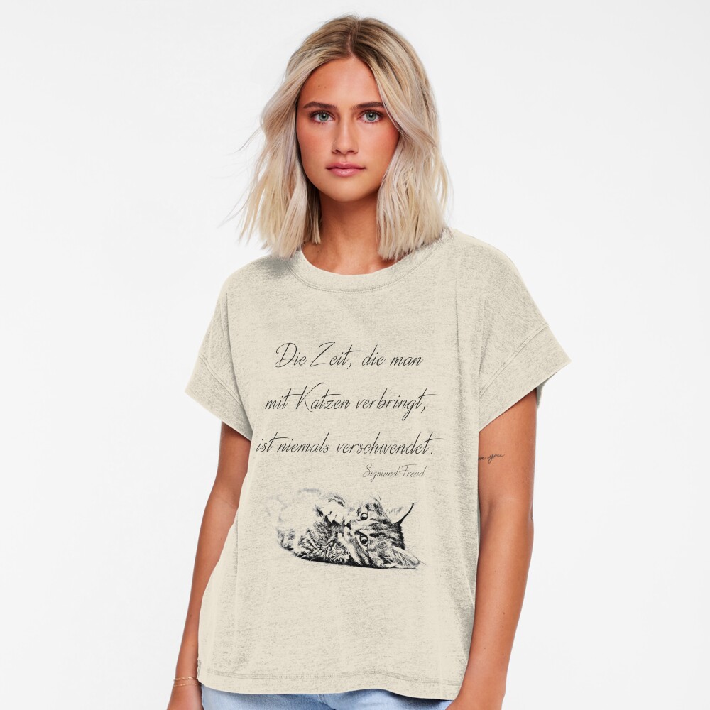 Artikel-Vorschau von Locker geschnittenes T-Shirt, designt und verkauft von GNDesign.