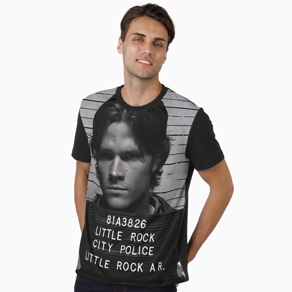 Vista previa del artículo con la obra «Camiseta gráfica», diseñado y vendido por TVShirtShopNYC.