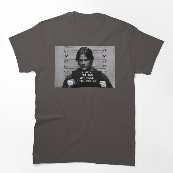 Artikelvorschau, Supernatural - Fahndungsfoto von Sam Winchester entworfen und verkauft von TVShirtShopNYC.