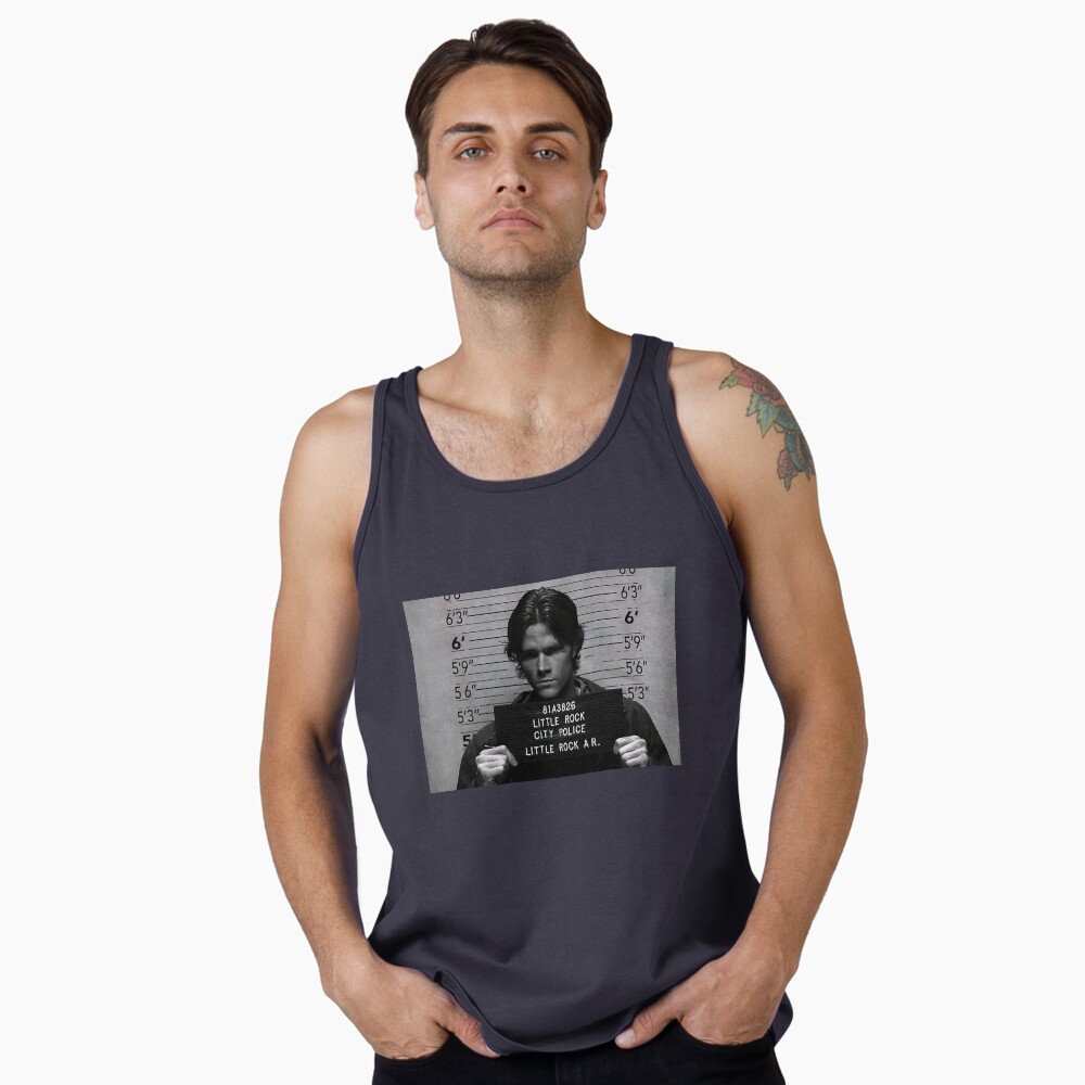 Vista previa del artículo con la obra «Camiseta de tirantes», diseñado y vendido por TVShirtShopNYC.