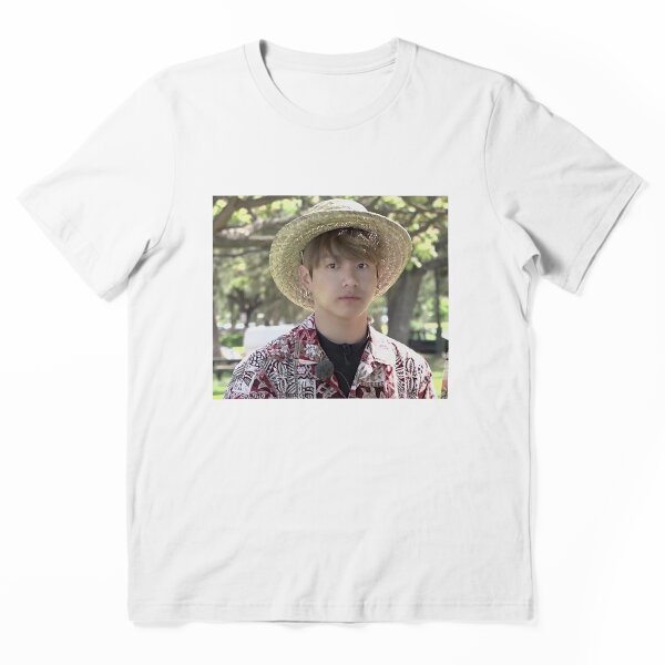 Item preview, Puffy Jungkook en Hawaii designed and sold by ZeroKara.