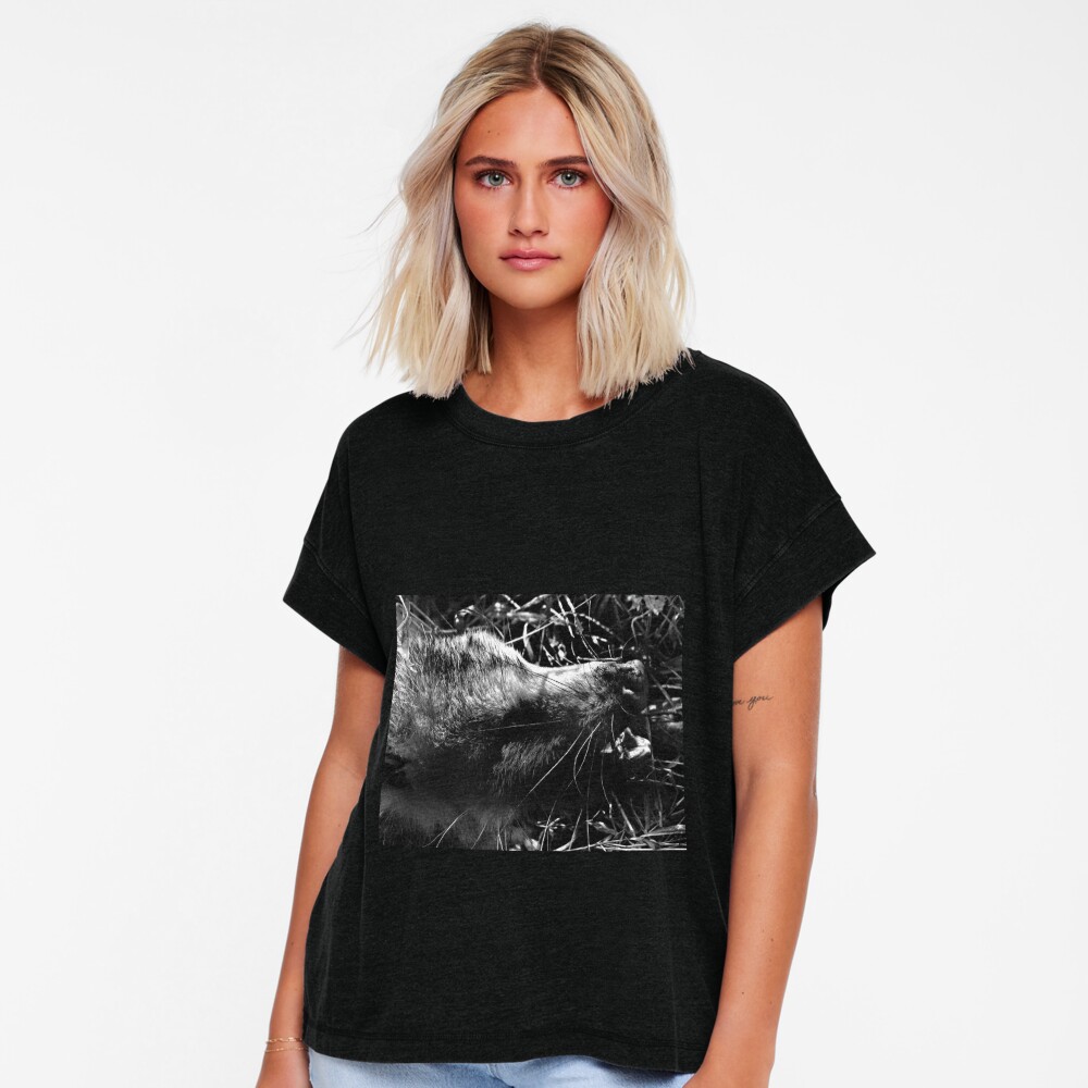 Artikel-Vorschau von Locker geschnittenes T-Shirt, designt und verkauft von Ashley Gagnon.