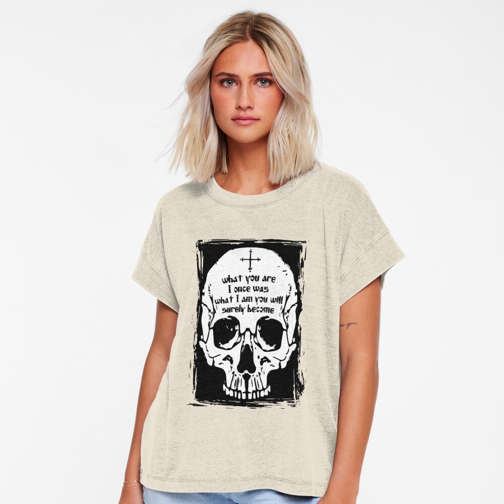 Artikel-Vorschau von Locker geschnittenes T-Shirt, designt und verkauft von sirglennbo.