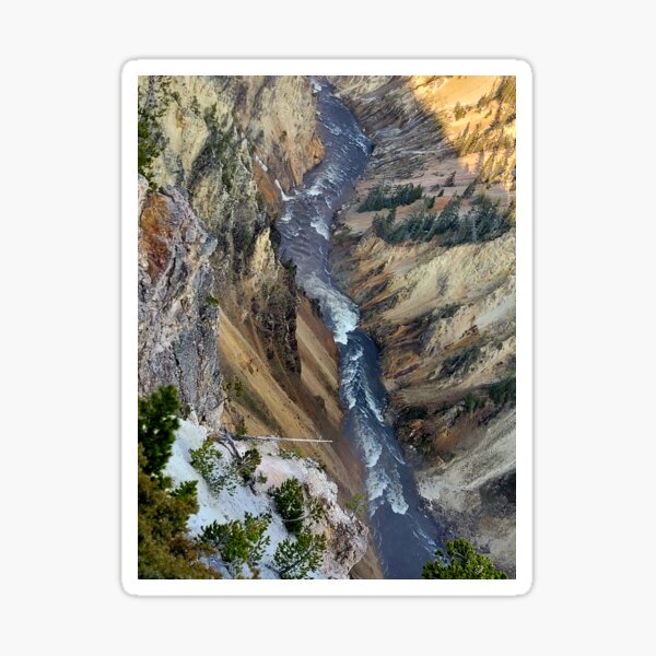 Aperçu de l'œuvre L'eau du Grand Canyon de Yellowstone créée et vendue par Linda La Guardia.