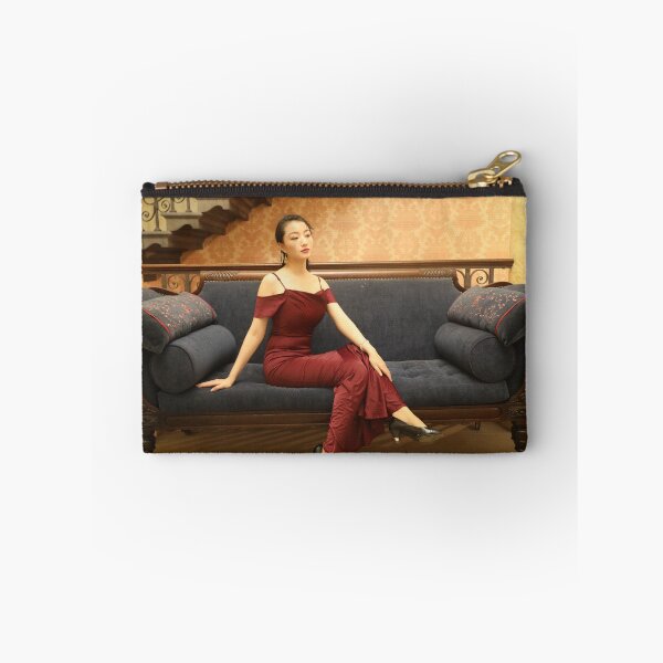 Item preview, en reposo designed and sold by Fisher-Snow.
