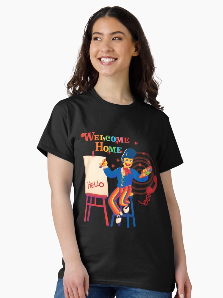 Aperçu 3 sur 7. T-shirt classique avec l'œuvre Wally chéri créée et vendue par DulcieCarvalho.