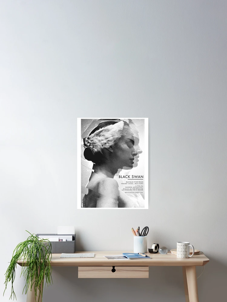 Aperçu 2 sur 3. Poster avec l'œuvre Classique du film Black Swan créée et vendue par Azaleaelija.