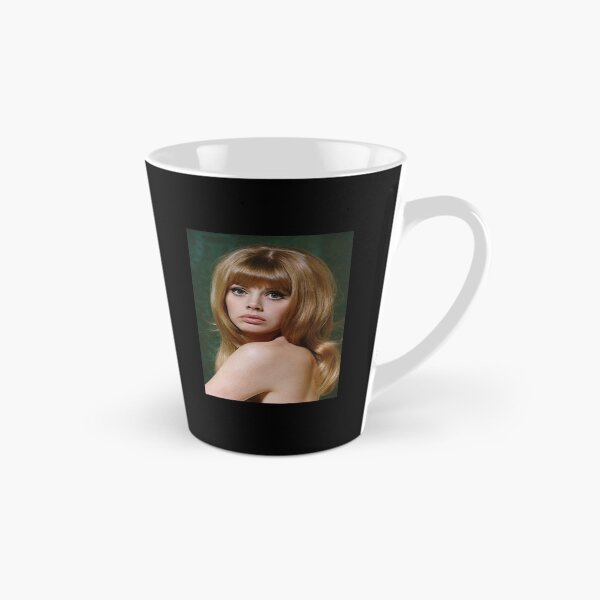 Aperçu de l'œuvre Britt Ekland créée et vendue par AndraDent.