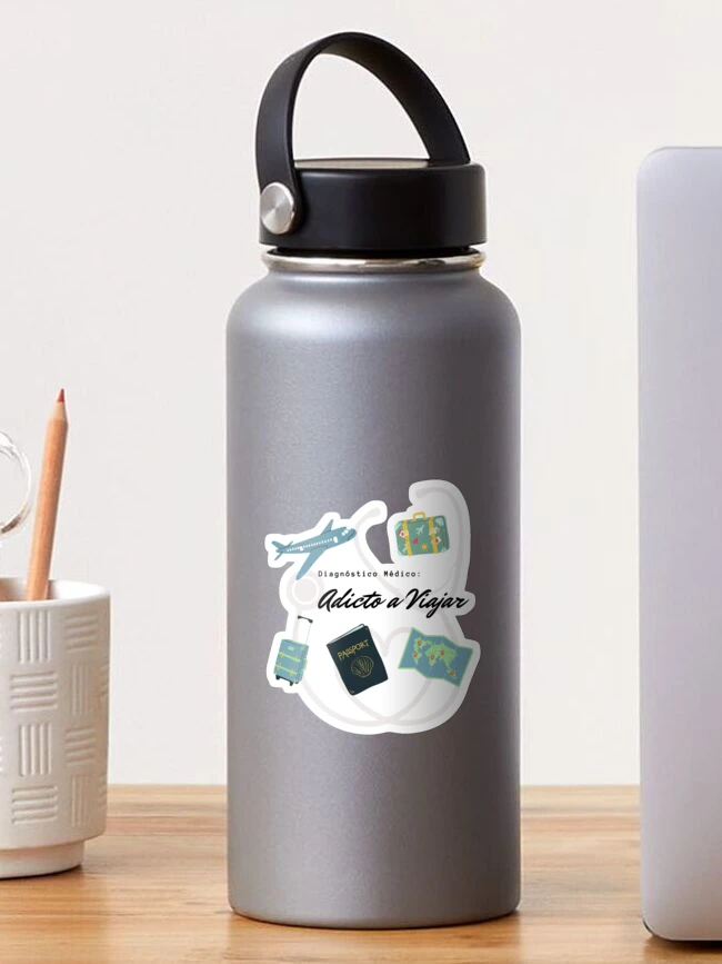 Imagen 1 de 3, Pegatina con la obra Adicto a viajar, diseñada y vendida por QFacha.
