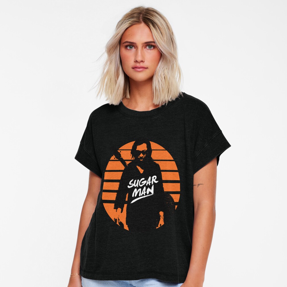 Aperçu de l'œuvre T-shirt décontracté créée et vendue par ConstanceBruen.