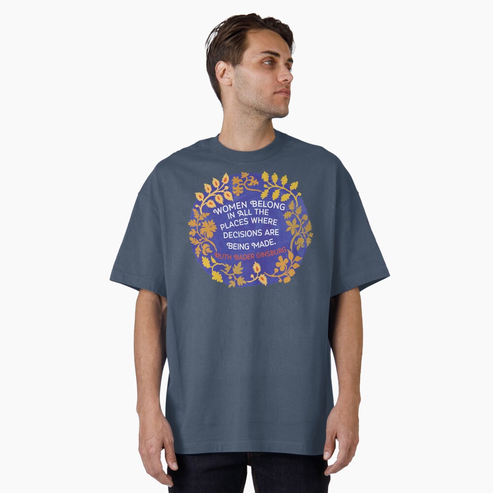 Vista previa del artículo con la obra «Camiseta oversize», diseñado y vendido por fabfeminist.