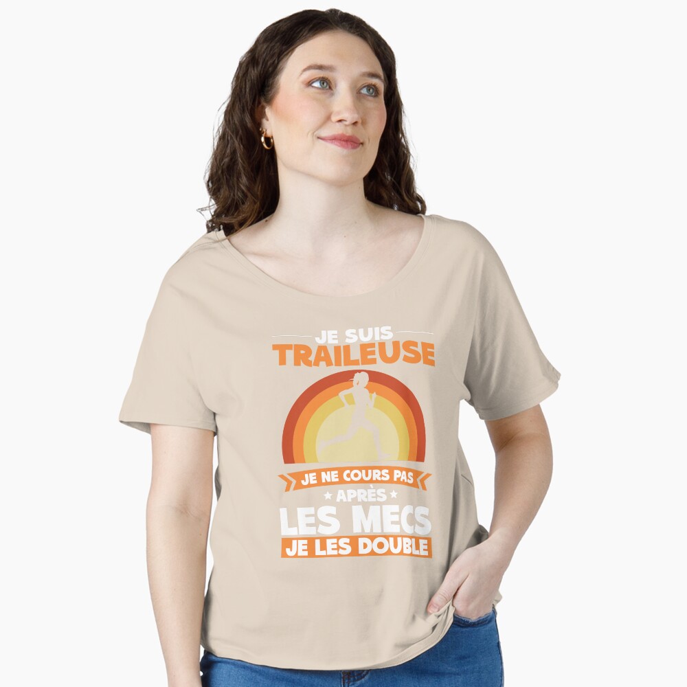 Aperçu de l'œuvre T-shirt coupe relax créée et vendue par doucelune.