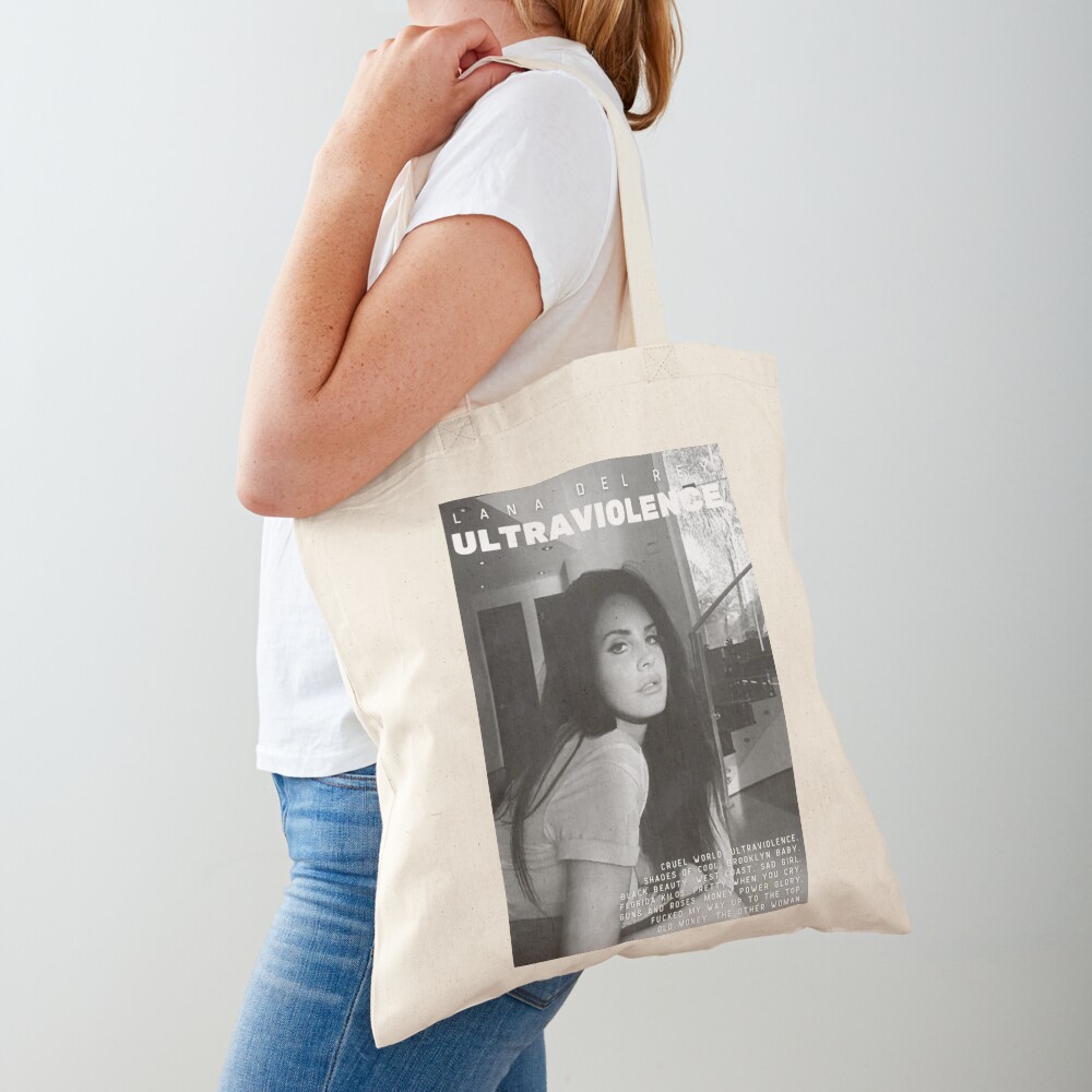 Aperçu de l'œuvre Tote bag classique créée et vendue par peuylgonxy.