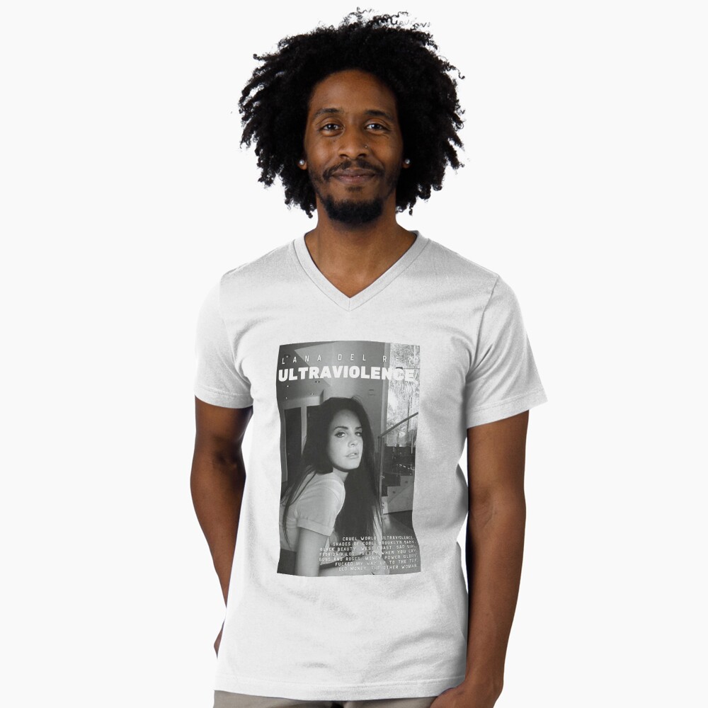 Aperçu de l'œuvre T-shirt col V créée et vendue par peuylgonxy.