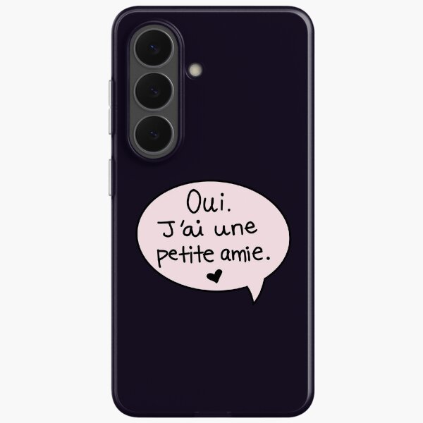 Aperçu de l'œuvre Darcy heartstopper oui j’ai une petite amie citation de cours de français créée et vendue par LisaMichelleArt.