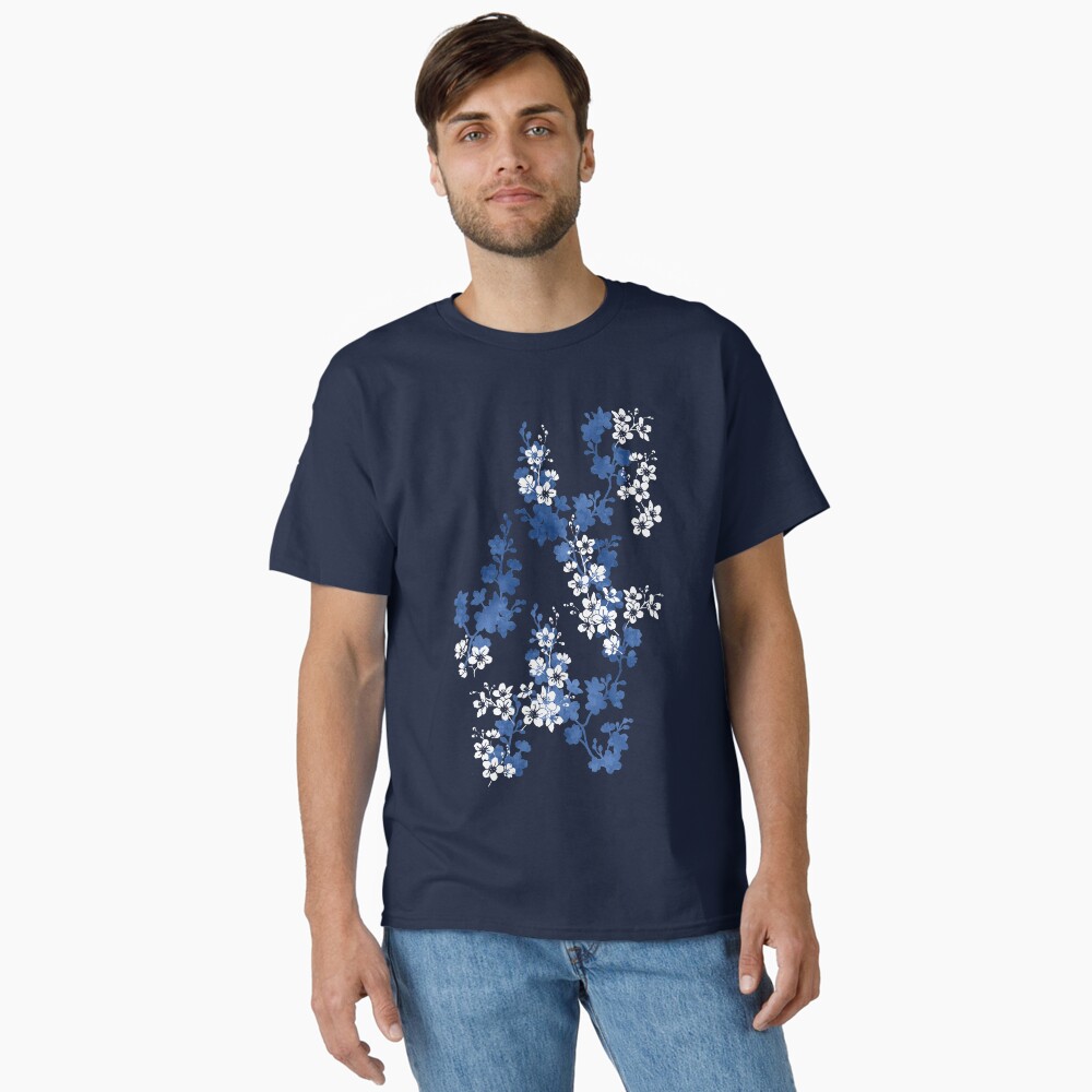 Vista previa del artículo con la obra «Camiseta clásica», diseñado y vendido por adenaJ.