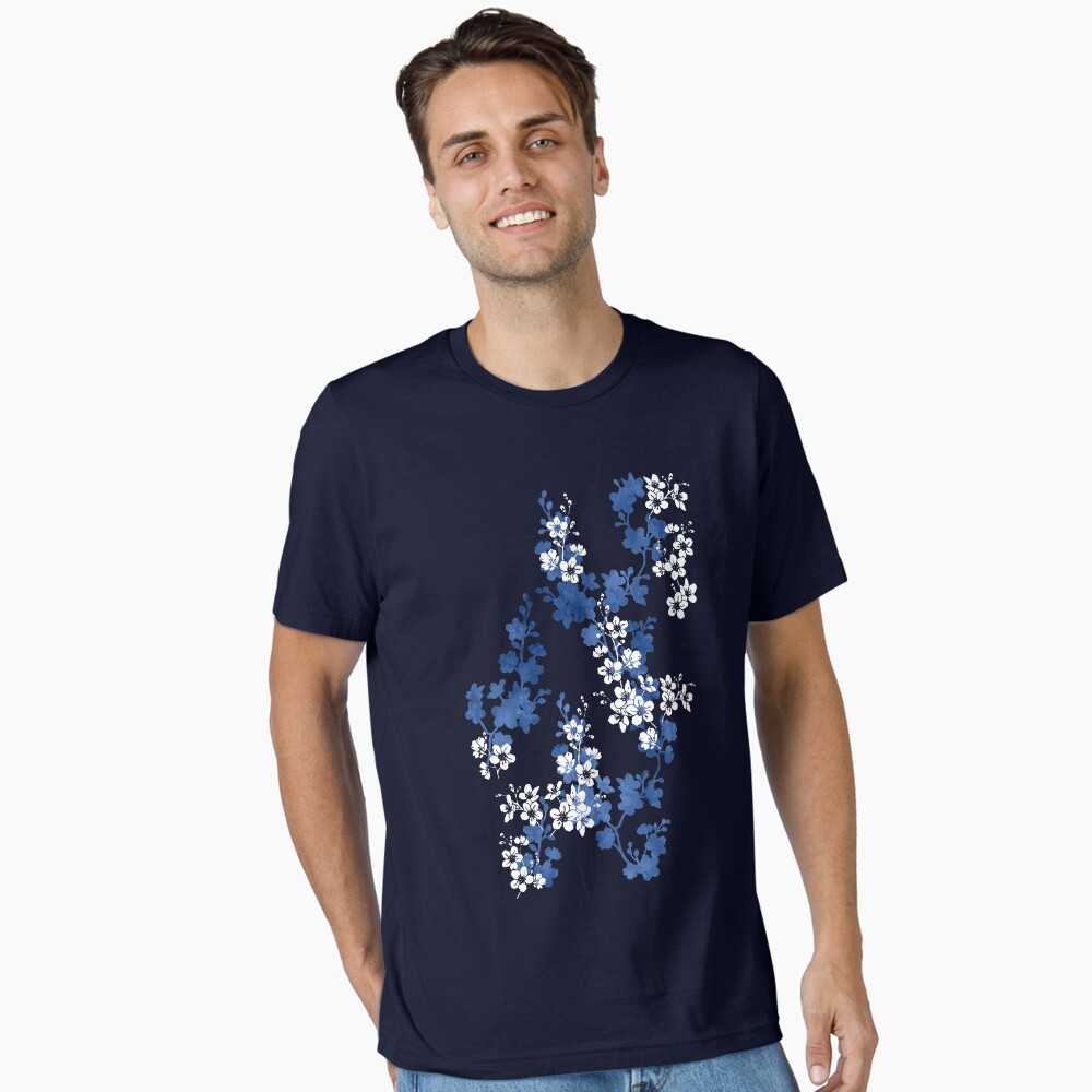 Vista previa del artículo con la obra «Camiseta esencial», diseñado y vendido por adenaJ.