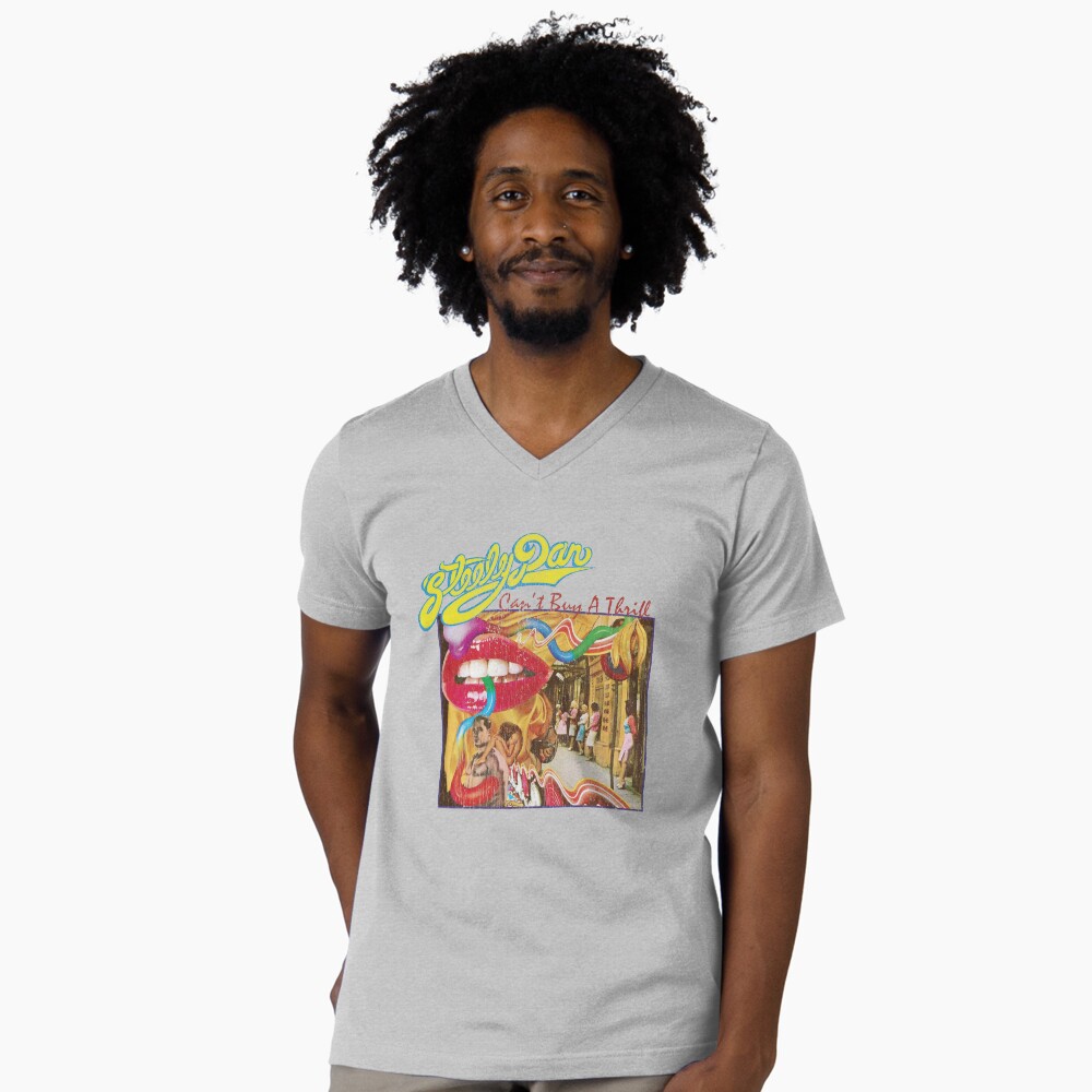 Aperçu de l'œuvre T-shirt col V créée et vendue par brianhillDESIGN.