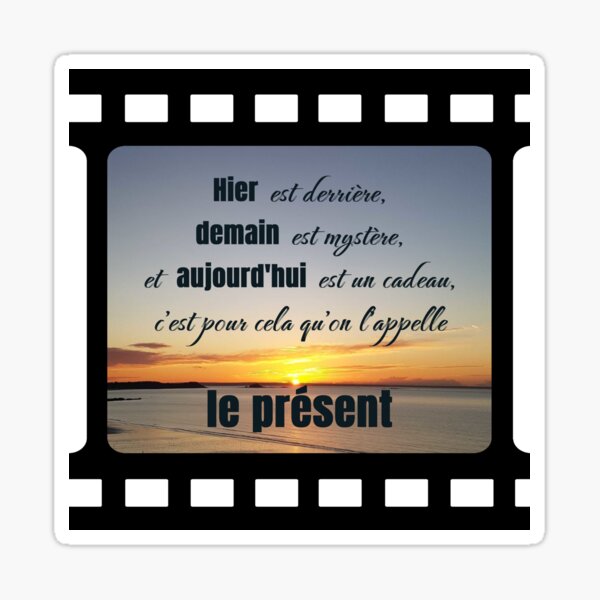 Aperçu de l'œuvre Citation de film sur le présent créée et vendue par Cover77.