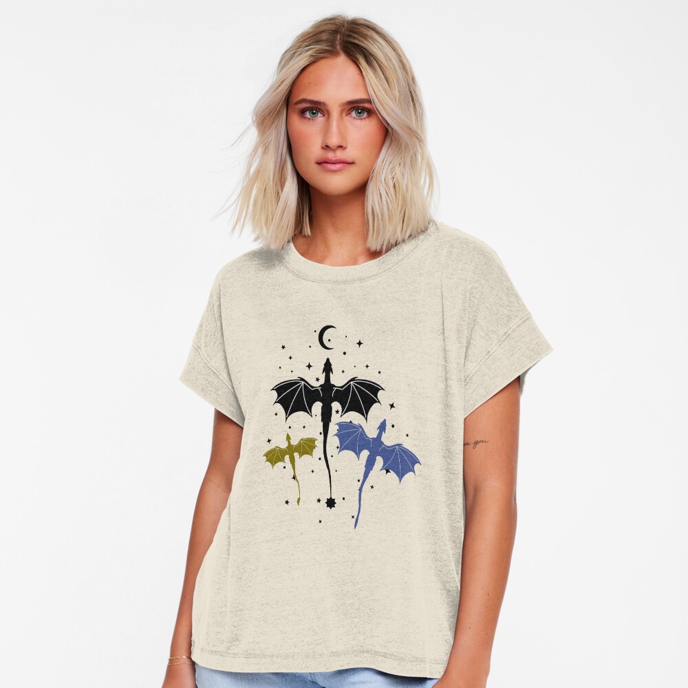 Aperçu de l'œuvre T-shirt décontracté créée et vendue par Celticrose721.