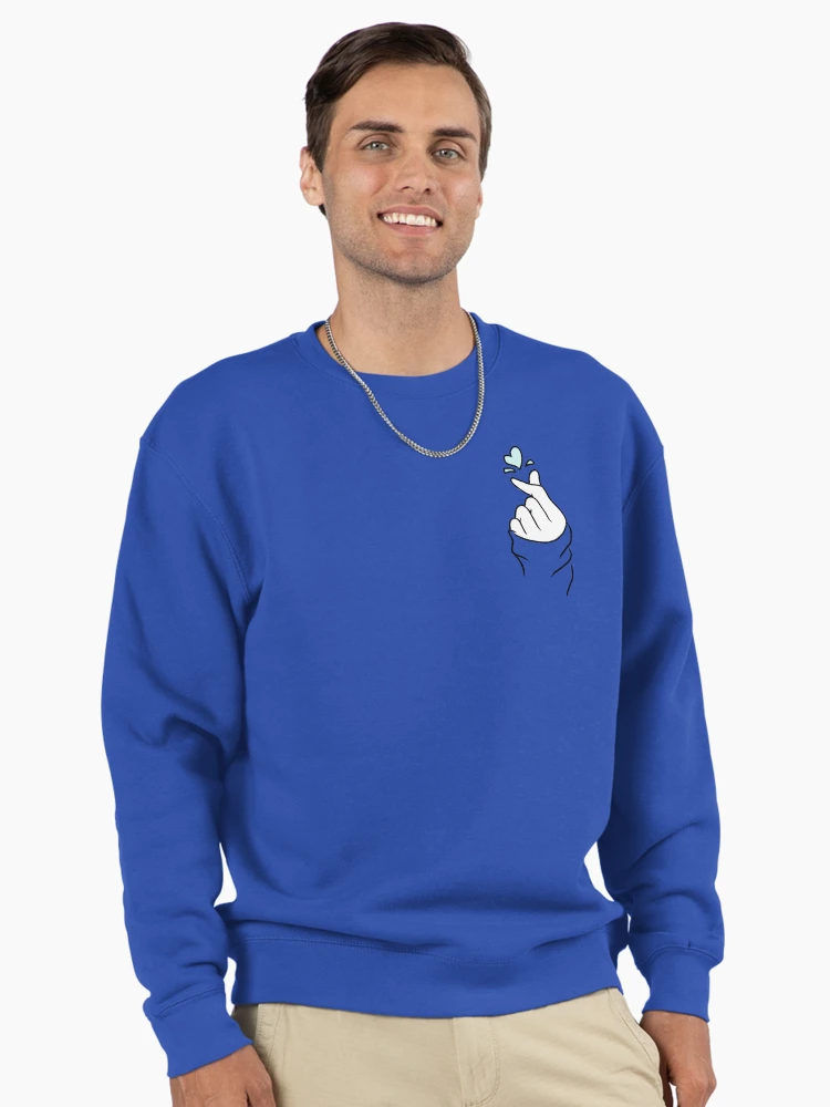 Aperçu 2 sur 6. Sweatshirt épais avec l'œuvre Coeur mignon ~ Violet pastel créée et vendue par StarlightDoodle.