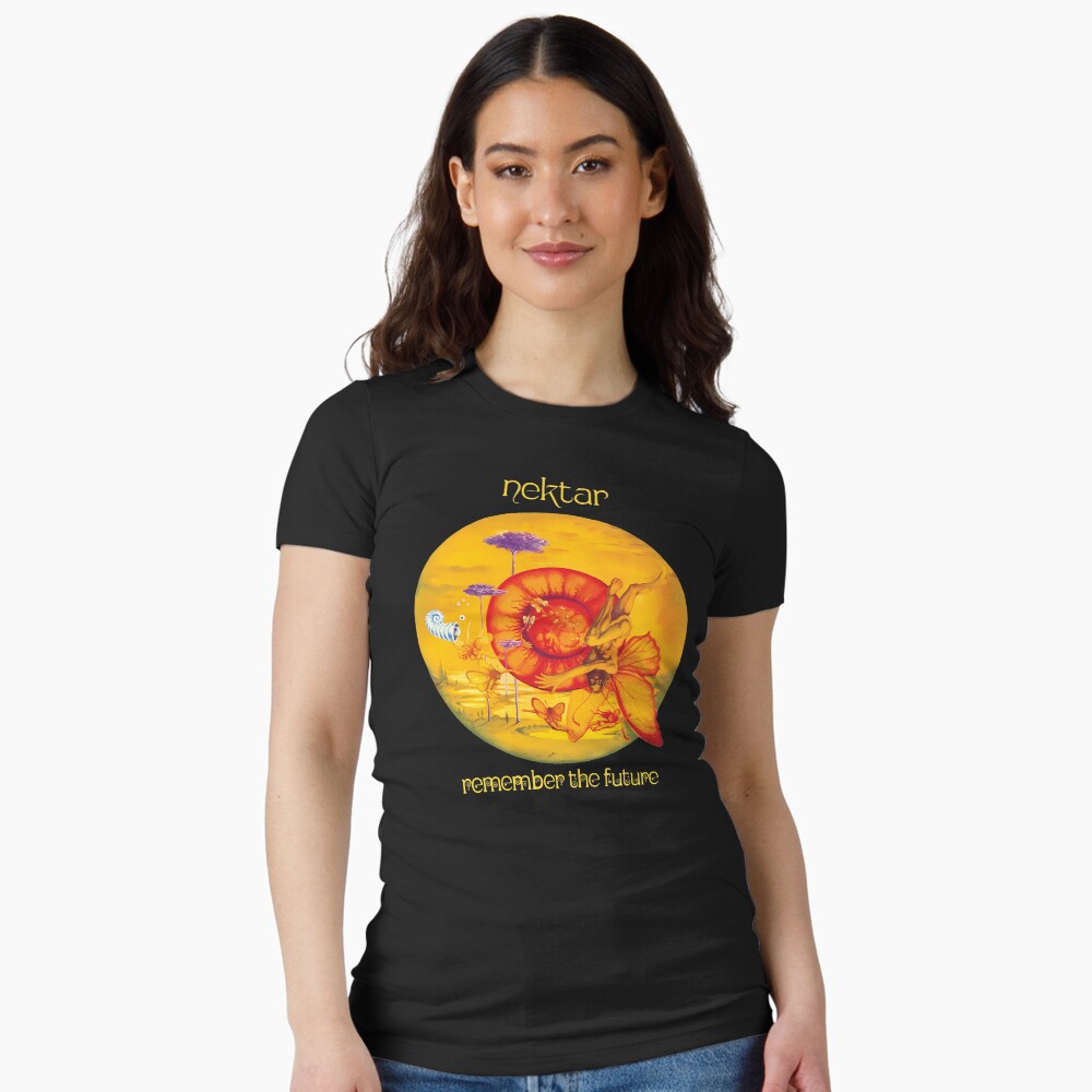 Vista previa del artículo con la obra «Camiseta entallada», diseñado y vendido por Julieneager.
