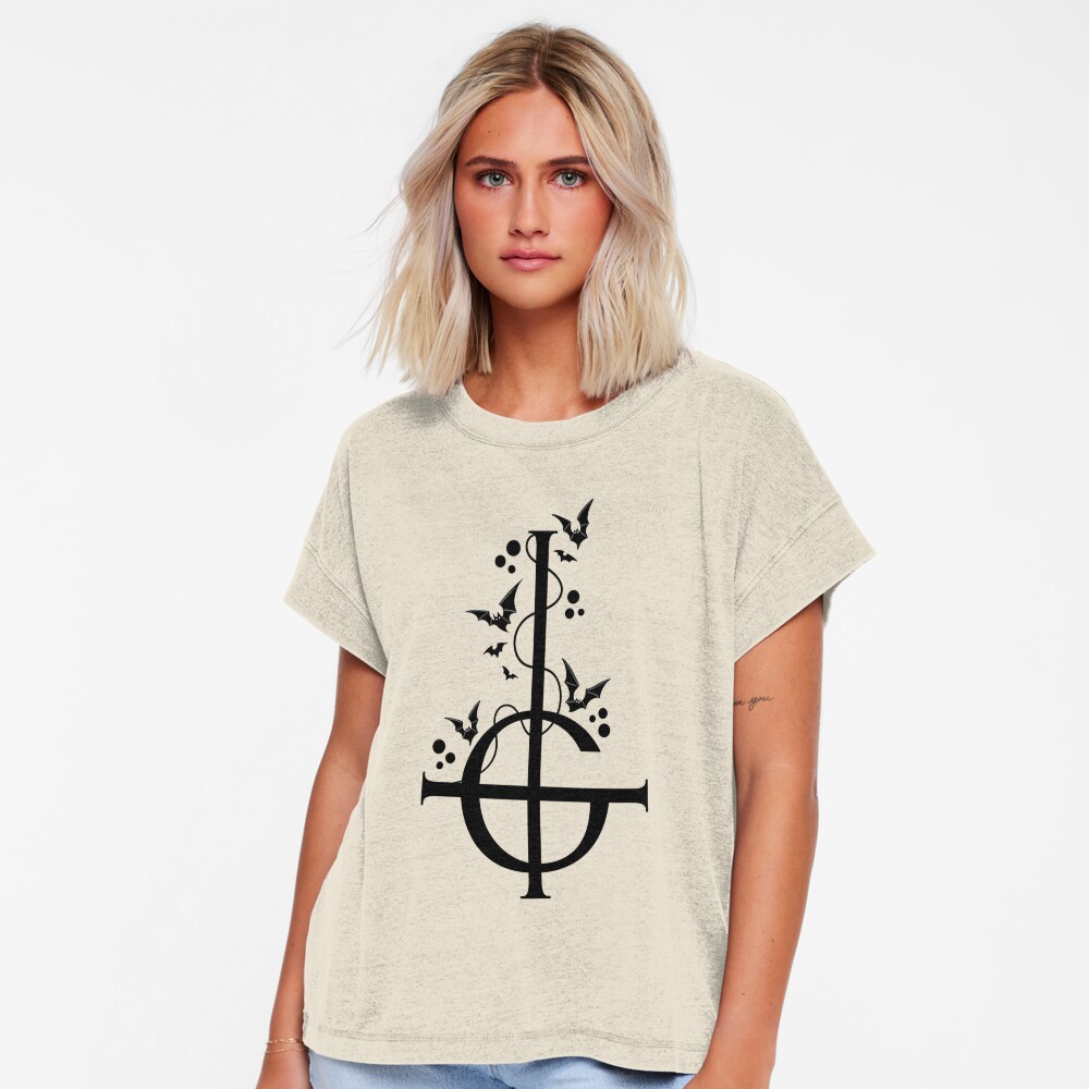 Aperçu de l'œuvre T-shirt décontracté créée et vendue par CharlottesArtz.