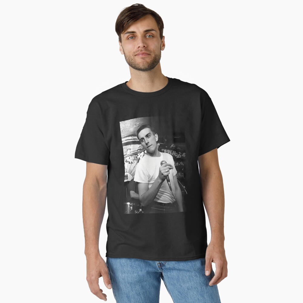 Vista previa del artículo con la obra «Camiseta clásica», diseñado y vendido por FrancesThiel.