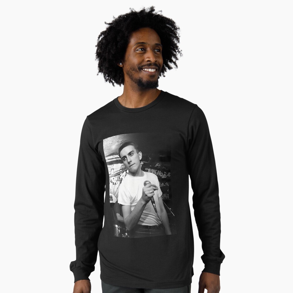 Vista previa del artículo con la obra «Camiseta de manga larga», diseñado y vendido por FrancesThiel.
