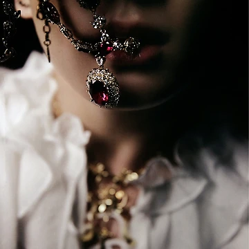 Imagen de la obra Jungkook con joyas de SnapsBySara