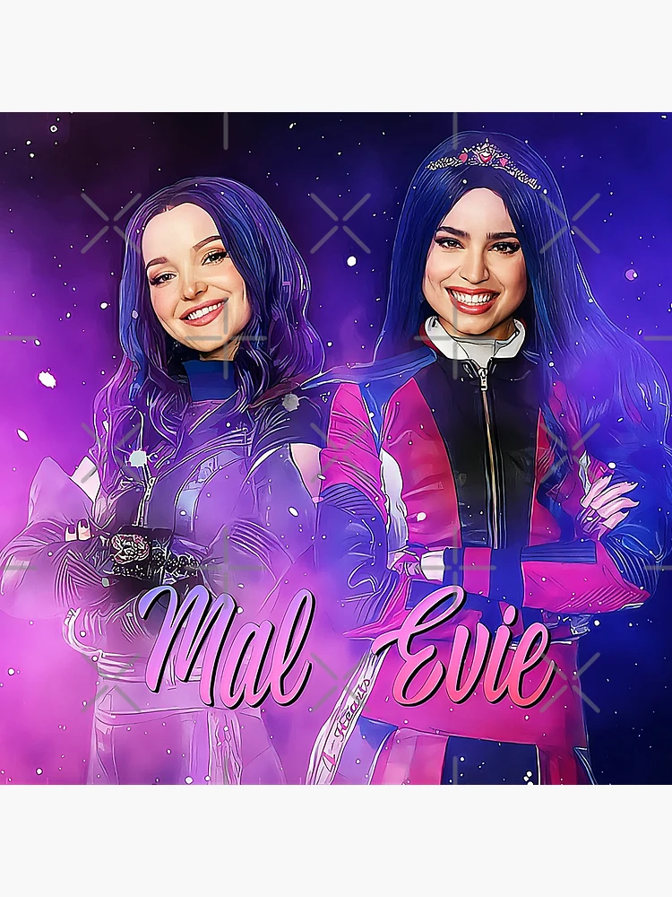 Imagen 4 de 4, Cojín con la obra Mal y Evie - Descendientes 3, diseñada y vendida por Arte Enchanted.