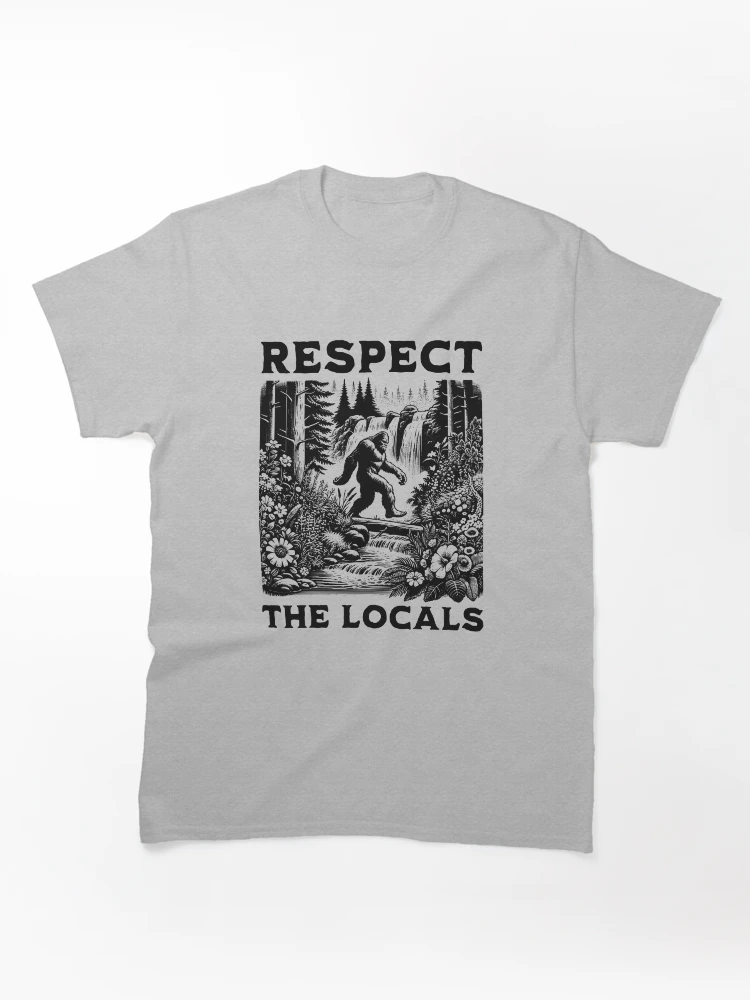 Aperçu 1 sur 7. T-shirt classique avec l'œuvre Respectez les habitants créée et vendue par EarthBoundGoods.