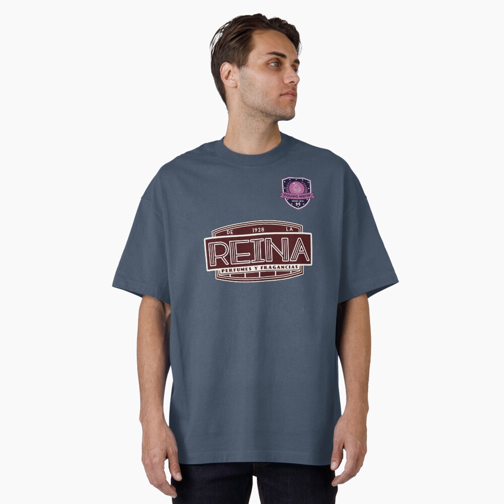 Vista previa del artículo con la obra «Camiseta oversize», diseñado y vendido por claraedits.