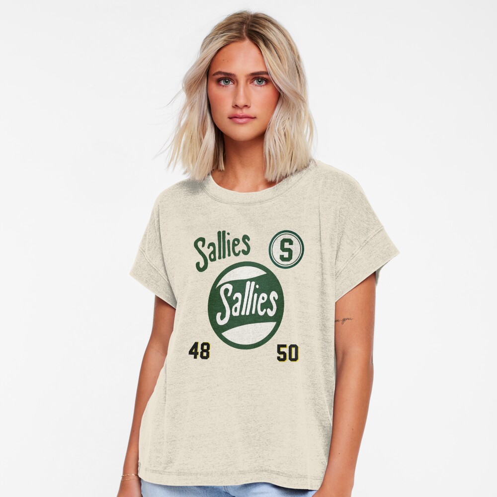 Aperçu de l'œuvre T-shirt décontracté créée et vendue par MKE Rhine Maiden • Grumble Services, LLC..