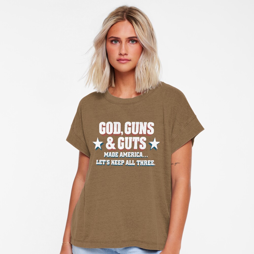 Aperçu de l'œuvre T-shirt décontracté créée et vendue par pygmycreative.