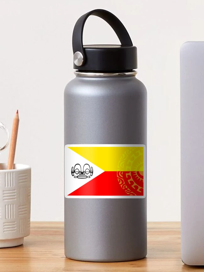 Aperçu 1 sur 3. Sticker avec l'œuvre Drapeau marquisien (personnalisé) créée et vendue par Nesian-Tahiti.