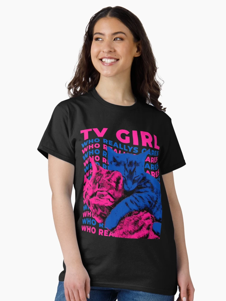 Aperçu 3 sur 7. T-shirt classique avec l'œuvre Album de TV Girl Frenchs Exit Who Really Cares Cat pour les fans, cadeau pour les amateurs de musique lo-fi créée et vendue par jofredeilanh.