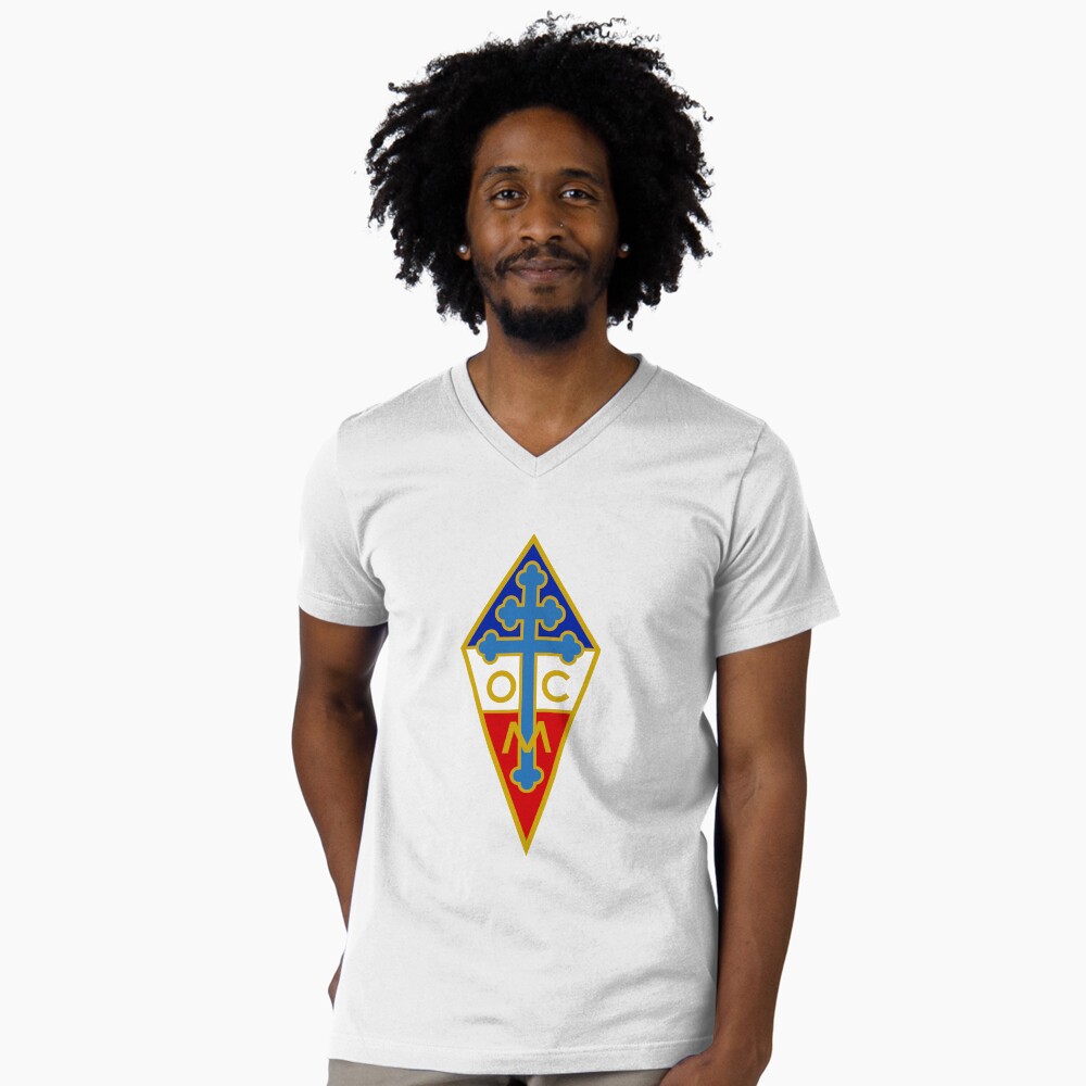 Vista previa del artículo con la obra «Camiseta de cuello en V», diseñado y vendido por sirglennbo.