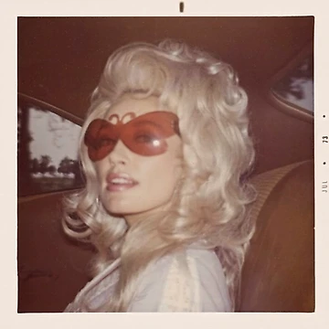 Imagen de la obra Muñeca Parton 1 de dolly parton’s butterfly