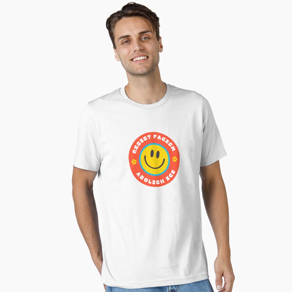 Aperçu de l'œuvre T-shirt essentiel créée et vendue par lea-lani.